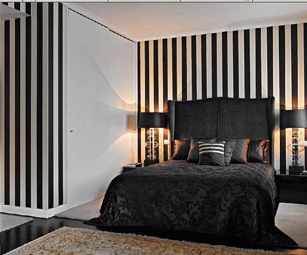 スタイリッシュなデザイン：寝室に合わせた壁紙
