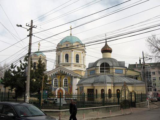 聖トリニティ大聖堂（Simferopol）：歴史、記述、写真、住所