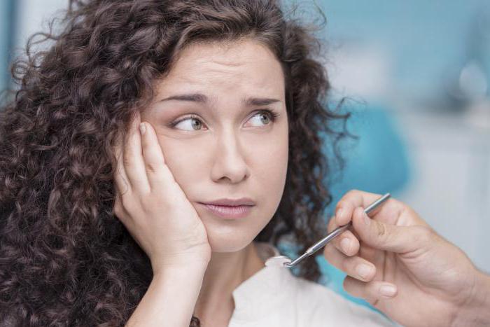 風邪のための歯を痛む何をすべきか